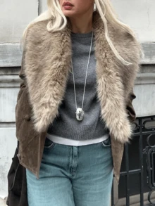 2025 Autumn/Winter Elegant Faux Suede Faux Fur Collar Women's Coat, Fashionable Double-Breasted Casual Warm Coat, Stylish Dark Green Christmas Party Coat - Brown - View 3