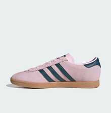 Adidas New Trefoil Comfortable & Durable T-Head Outdoor Unisex Trainers, Stadt Classic Design With Supportive & Lightweight Retro Vibe, Casual Thin Sole Flat Shoes, Pink & Black Versatile Sporty Commuter Sneakers, Couple Essential JR9552 - Pink - View 3