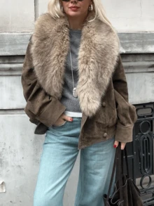 2025 Autumn/Winter Elegant Faux Suede Faux Fur Collar Women's Coat, Fashionable Double-Breasted Casual Warm Coat, Stylish Dark Green Christmas Party Coat - Brown - View 1