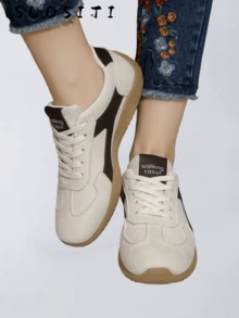 Women's Casual Lightweight Non-Slip Outdoor Sports Sneakers - Black and White - View 4