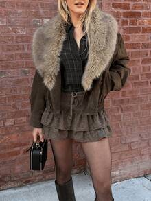 2025 Autumn/Winter Elegant Faux Suede Faux Fur Collar Women's Coat, Fashionable Double-Breasted Casual Warm Coat, Stylish Dark Green Christmas Party Coat - Brown - View 5
