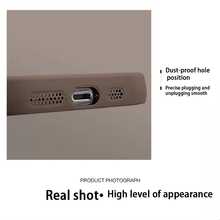 La funda para iPhone más resistente a los impactos, con un diseño Melena de león en blanco y negro | Compatible con iPhone 17 Pro Max/16 Pro Max/16 Plus/15 Pro Max/15 Plus/14 Pro Max/14 Plus/13 Pro Max/13 Plus/12 Pro Max/11 Pro Max | Una funda para teléfono muy aclamada - Marrón - Ver 4