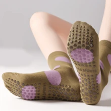 3双装女士瑜伽袜，中筒运动袜，波点防滑吸湿速干