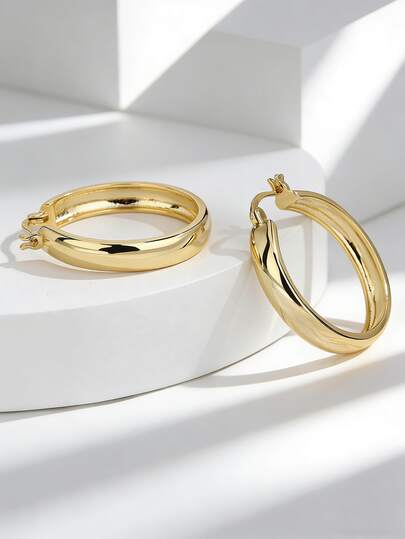 Charm-In Women's Gold-Plated Thick Round Hoop Earrings - Sleek Shiny Jewelry For Daily Outfits, Office Style & Dinner Dates, Ideal Gift For Her On Birthday/Thanksgiving