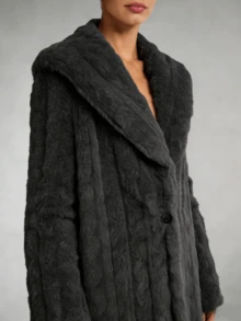 Beige Faux Fur Cable Knit Long Coat, A Fashion - Forward & Warm Hot Outfit Crafted With Premium Fuzzy Material, Boasting A Flowy Longline Silhouette And Classic Cable Knit Pattern, Ideal For Adding Elegant Winter Style By Pairing With Sweaters Or Blouses In  Define Jacket  Sports Jacket  Ski Clothes Women  Zip Up Jackets  Fitted Jacket  Winter Coat For Women  Abrigos De Invierno Para Mujer  Women's Winter Clothing Of Women's Winter Clothing Women's Winter Fashion Women's Winter Promotion Of Women's Winter Clothing Christmas  Ugly Christmas Sweater Women Curve - 灰色 - 查看 6