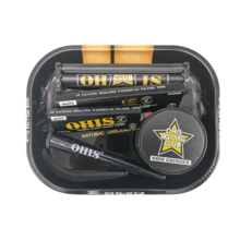 6件套吸烟配件套装，包含18cm*14cm托盘、双层研磨器、110mm双层卷烟纸、78mm双层卷烟纸、110mm花纹卷烟器、收纳管，有黑色、粉色和棕色三种颜色可选，是节日、生日、情人节、圣诞节、派对等场合的实用礼品套装，也是送给男女朋友的创意礼物。 - 彩色 - 查看 12