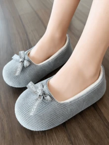 Damen neue Einfarbige Ballettschuhe, Cord-Material mit Schleifen-Dekor, bequem für Innenräume, leise, weiche Sohle, rutschfest, flauschiger Slip-On Schuh - Grau - Übersicht 5
