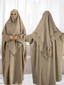 Bộ 2 món gồm khăn trùm đầu và áo choàng Abaya, áo choàng có chun ở cổ tay, vòng ngực 230cm, dài 143cm, rộng rãi và thoải mái, khăn trùm đầu dài 140cm. - Nhiều màu - Xem 9