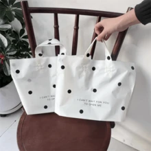 100个/套 节日服装包装袋，女士购物袋，加厚防水便携大容量手提袋；户外旅行日常必备手提包。装饰礼品包装袋，高端包装袋，可重复使用包装袋，适用于节日、新年、婚礼、派对、购物、生日礼物、聚会礼物等各种场合。 - 彩色 - 查看 4
