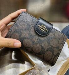 Coach Corner Zip Wallet In Signature Canvas Wallet And Purse For Women,Valentine's Gift For Her - 黑色 - 查看 6