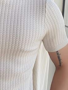 男士半高领短袖毛衣，图案简洁，一件起码有颜色。 - 白色 - 查看 3