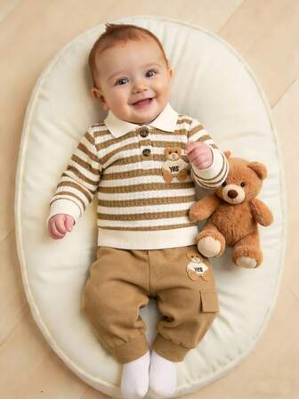 2ชิ้น ชุดเสื้อผ้าเด็กชายแรกเกิด - เสื้อปักลายหมีคอปกแถบและชุดกางเกงลำลอง