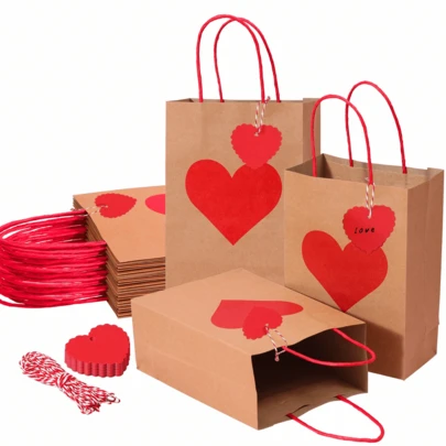 5/10pcs Set Heart-Shaped Kraft Paper Gift Bags, Valentine's Day, Birthday, Love Packaging Bags, New Year, Mother's Day, Thanksgiving Shopping Bags, Valentine's Day Decorations, Shopping Bags, Party Bags, Wedding Party Gift Bags, Party Favor Bags