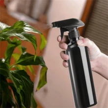 Black Reusable Spray Bottle With Cap, Featuring Fine And Coarse Mist Nozzles, Ideal For Home Cleaning. This Glossy Black Garden Spray Bottle Has A Flat Shoulder Design, Suitable For Alcohol, Adhesive Removers, And More. - Black - View 3