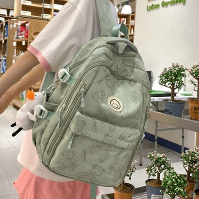 Mochila Escolar Universitaria Niñas + Mochila Infantil Adolescente Grande Capacidad 44cmx30cmx14cm + Mochila con Estampado Ositos Tiernos + Mochila Mochila para Regreso a Clases Secundaria Prepa + Mochila Casual con Dibujos Osos Sonrientes + Mochila Ligera Impermeable Nylon + Mochila con Múltiples Bolsillos Laterales y Delanteros + Mochila para Universidad Colegio Viajes Diarios + Mochila Juvenil con Colgantes y Correas Ajustables + Estilo Kawaii Coreano Minimalista + Mochila Estudiante Gran Espacio Libros Laptop A4 + Mochila para Niñas Adolescentes Mujeres + Mochila con Compartimentos Internos Organizador