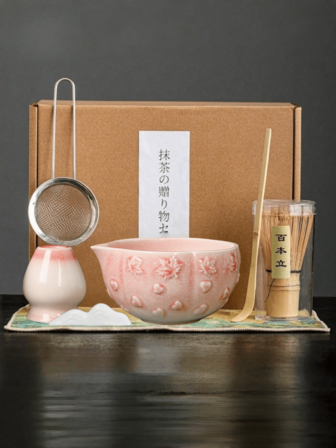 1 pieza/4 piezas/7 piezas Juego de té Matcha con diseño en relieve de corazón y hoja de arce, incluye tazón de Matcha, batidor de Matcha, taza de Matcha, revolvedor, cuchara de té, juego de tazones de té, herramientas de preparación de Matcha, herramientas para hacer postres y bebidas, caja de regalo japonesa, Juego de mezcla de Matcha Matsukane, regalo para amantes del Matcha