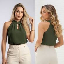 Blusa Feminina Regata Elegante Gola Alta com Detalhe em Pérola Botão - Verde Militar - Visão 4