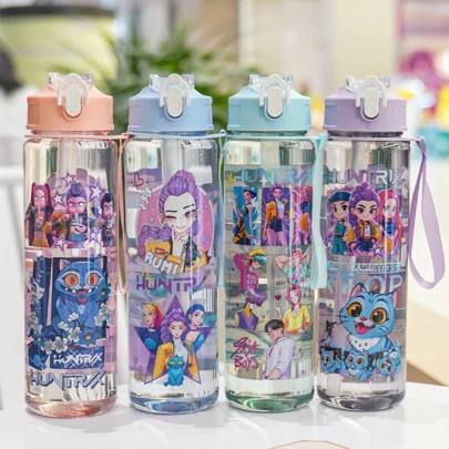 Mattel 750ml Anime vattenflaska med sugrör, lämplig för flickor och pojkar, utomhussportflaska, skol- eller kontorsaccessoar, present