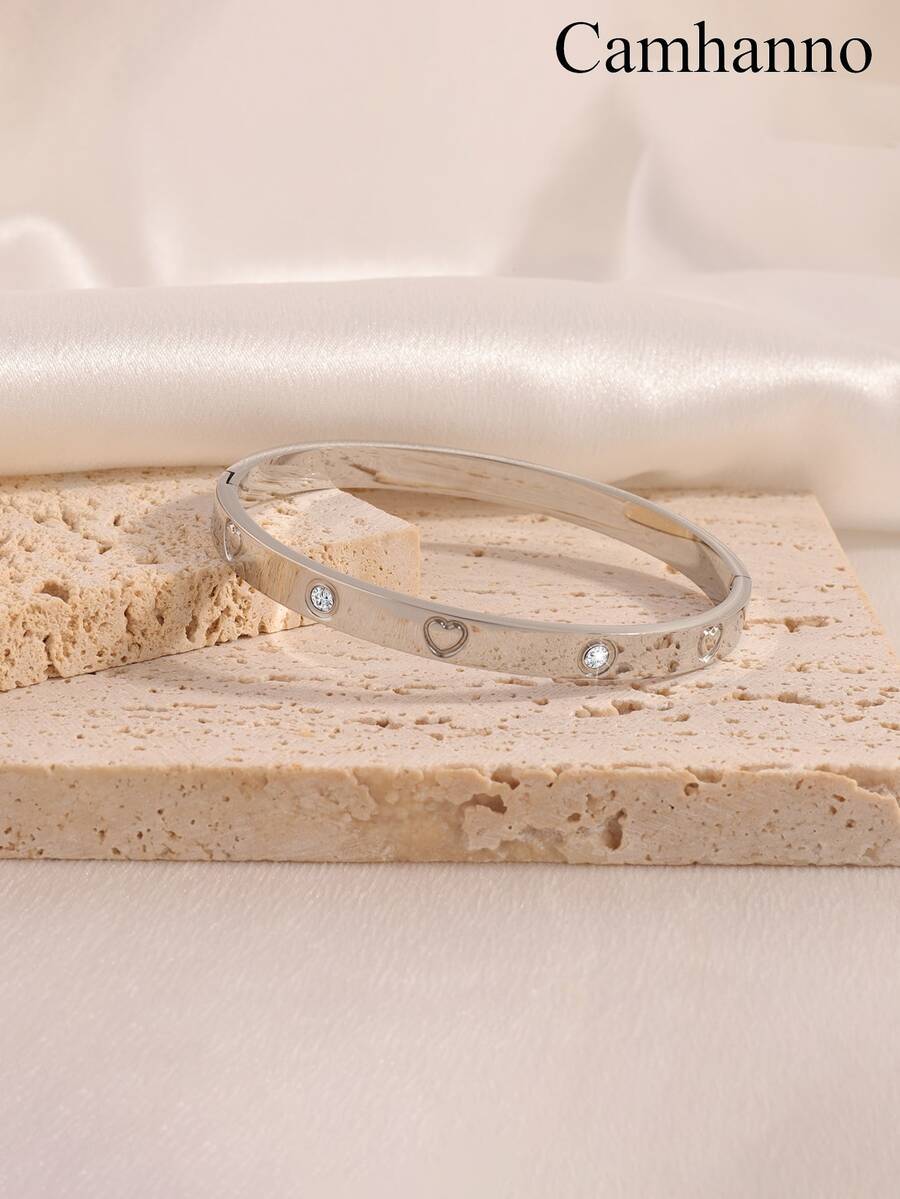 Camhanno 1/2pcs Stainless Steel Bracelet, Women's - Elegant Heart-Shaped Clasp Design, Sparkling Details, Ideal For Parties And Gatherings, Emits Soft Glow Under Lights, Lightweight And Stackable, Perfectly Matches Holiday Outfits And Bold Styles To Help You Stand Out In The Lively Party Atmosphere. - Silver - View 1