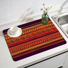 1/10件装波西米亚风沥水垫，可作沥水架、咖啡机垫使用。这款沥水垫采用红、橙、紫三色交织的几何菱形和三角形图案，点缀以波点和线条装饰，散发迷人魅力。适用于厨房台面和咖啡吧台，速干、吸水性强且易于清洁。橡胶底面提供防滑保护，使其成为家居装饰的必备单品。 - 彩色 - 查看 11