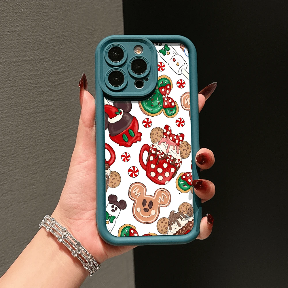 Disney.What Christmas Patterned Phone Case Featuring Mugs Cookies And Mickey Mouse. Compatible With IPhone 17, 16, 15, 14, 13, 12, And 11 Pro Models. Made Of TPU, With Shockproof Protection. A Delightful Gift For Family Friends Birthdays Holidays And Special Occasions. - 水鴨藍 - 查看 1