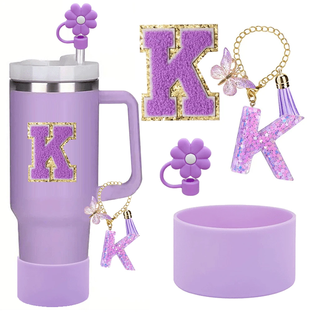 4件套A-Z杯子配件套装（30-40盎司） - 配件套装包含：1个吸管装饰盖、1个字母吊坠、1个硅胶杯底、1个字母贴纸，日常及节日惊喜礼物
