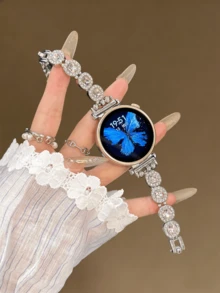 18mm, 20mm, 22mm Color Rhinestone Watch Straps With Adjustable Length, Compatible With Samsung Galaxy, Garmin, Compatible WithHuawei, Amazfit And Other Brands Of Watches - , Soft, Breathable - Silver Powder - View 4