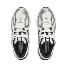 New Balance 1906R  Kid ' Women's Silver Metallic Black'  Low Top Lifestyle Shoes GC1906ER - 黑與白 - 查看 6