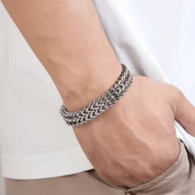 Men's Bracelet - Stainless Steel Magnetic Clasp Franco Chain - Silver - View 3