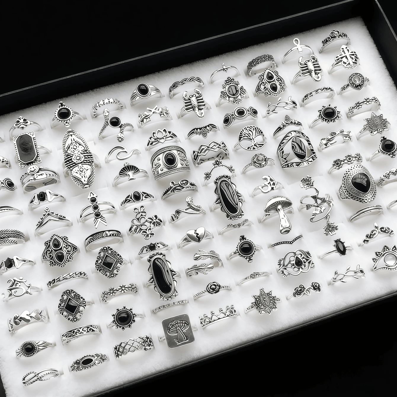20pcs Vintage Punk Spider Skull Ring Set, Unisex, Mixed Style, Gothic Dark Style, Halloween Ring Jewelry, Party Holiday Accessories - 20 Mixed Black Stone Pinky Rings - View 1