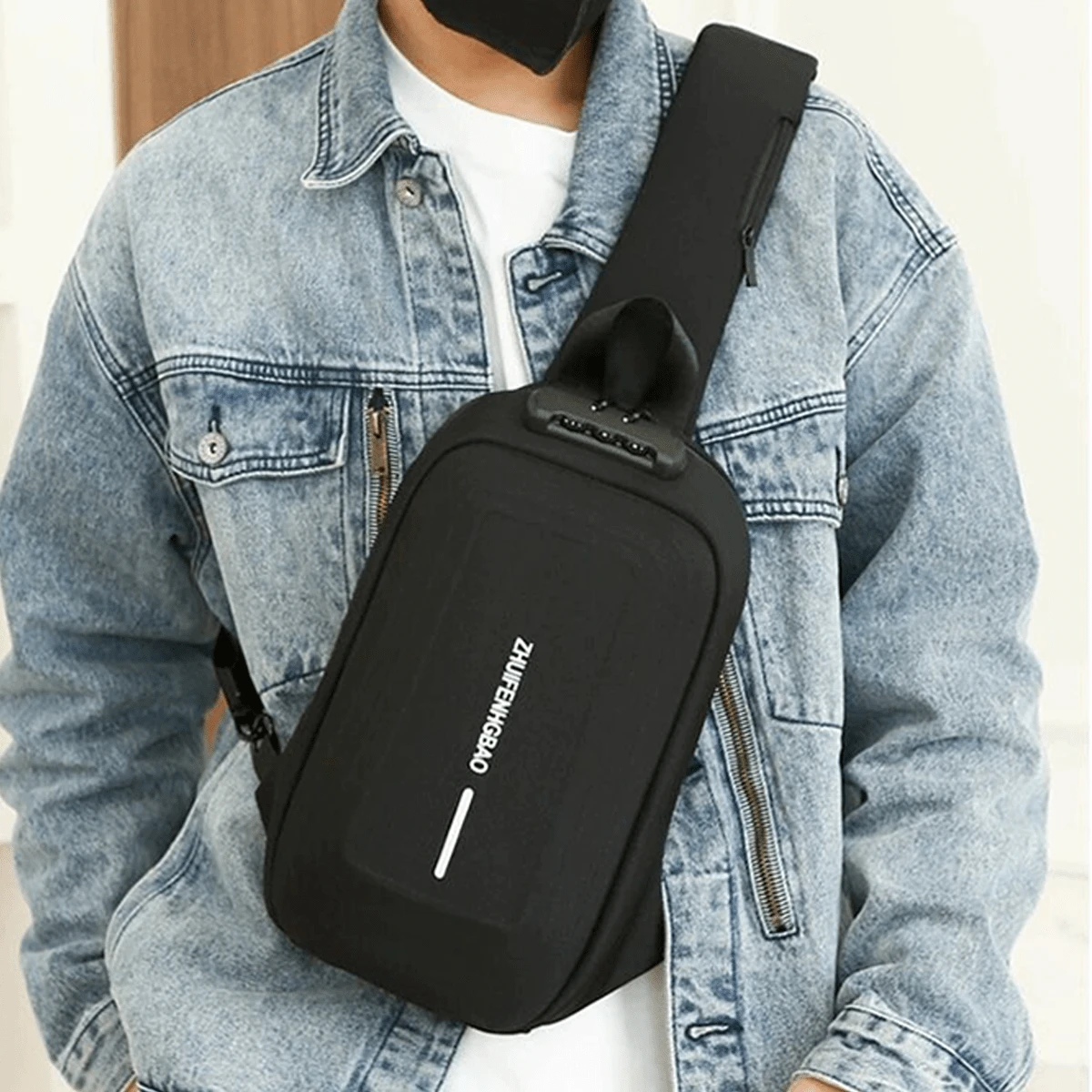 Mochila Bandolera Hombre Mujer Unisex + Bolso Cruzado Antirrobo Impermeable + Bolsa de Pecho Sling Bag Multifuncional + Mochila para iPad Celular Grande + Tela Oxford Alta Densidad Resistente al Agua + Cerradura Cifrada 3 Dígitos + Correa Ajustable Ambos Hombros Desmontable + Tiras Reflectantes Nocturnas + Múltiples Compartimentos con Cremallera + Bolsillo Interior Documentos + Gancho para Llaves Gafas + Ligera y Cómoda para Viaje Trabajo Gimnasio Ciclismo Senderismo Viajes Diarios + Estilo Casual Moderno Naranja Negro Rosa Azul Gris + Ideal para Uso Diario Exterior + Gran Capacidad Organizada | Antirrobo + Impermeable + Reflectante + Unisex - Negro - Ver 1