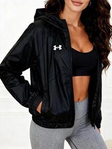 Under Armour Rival Sport 女士连帽梭织运动夹克，室内/室外健身训练服，1382698-001 - 黑色 - 查看 1