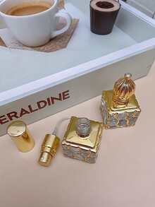 1pc Gold-Plated Transparent Glass Fragrance Spray Bottle, Essential Oil Roller Bottle, High-Quality Fine Mist Roller, Uniform Spraying, Durable, Fashionable & Elegant, Fragrance Dispenser, Travel Fragrance Bottle, Minimalist Roller Bottle, Sophisticated Sprayer - Multicolor - View 9