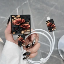 Estuche protector de cargador con patrón floral vintage premium compatible con adaptador de 18W/20W, incluye protector de cable como regalo para iPhone 13/14/15