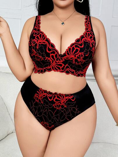 Bộ đồ lót nữ 2 món màu đen và đỏ phối ren, chất liệu mềm mại, thân thiện với da, nâng đỡ tốt và không trơn trượt, thiết kế thanh lịch phù hợp cho mặc hàng ngày và các dịp xã giao nhẹ nhàng.