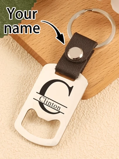 Abridor de Garrafa Chaveiro com Letra Gravada e Conteúdo Personalizado em Aço Inoxidável, com Design Elegante e Prático, Ideal como Presente para Pais ou Idosos, Perfeito para Dia dos Pais, Presentes para Mulheres, Presentes para Mães, Presente de Ano Novo, Presente Dia dos Pais, Presente Dia dos Namorados, Presentes para Maridos, Presentes para Homens