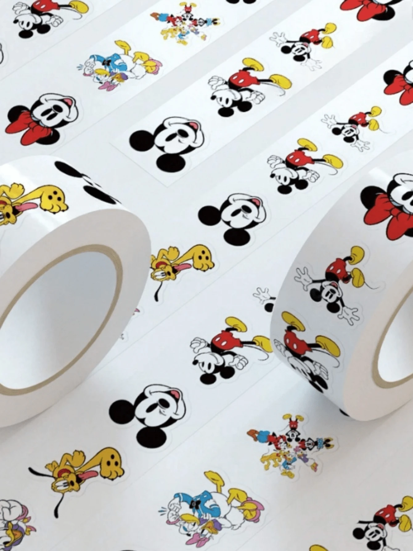 500pcs Cute Mickey Mouse Stickers, Adorable Cartoon Creative Decorative Stickers, Suitable For Decorating Notebooks, Phone Cases, Skateboards, Guitars, Party Supplies, Luggage, Boxes, Helmets, Envelopes, DIY Decoration, Also Great For Christmas, Halloween And Birthday Gifts - Multicolor - View 1