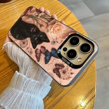Con el encantador patrón Gato y mariposas, Funda de teléfono de plata coloreada, adecuado para Apple 17Pro/17ProMax/17/Air/16/16e/16Pro/16ProMax/16Plus/11/12Mini/13Mini/15ProMax/15Pro/15Plus/14Pro/14ProMax/14Plus/12Pro/12ProMax/13Pro/13ProMax,Galaxy S25+/S24 Ultra/S23 FE/A55/A54/A35/A34/A32/A22/A15/A12/A06/A05/A04E/A04/A03/A02/M15/M145G, Antimanchas,Anti-deslizante,Duradero -- Es La Opción Perfecta Para el Uso Diario y un Regalo Perfecto Para Amigos y Familiares! - Negro - Ver 3