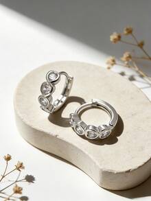 2pcs Women's Fashionable Elegant Heart-Shaped Hoop Earrings, Suitable For Daily Wear, Beach Vacation, Birthday Gift, Party Occasions - Heart - View 3