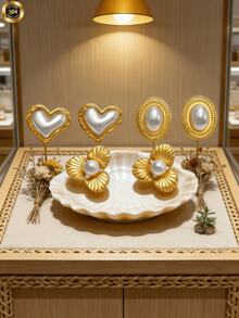 3 pares de pendientes de perla con lazo elegantes, de diseño vintage y lujoso, hechos de acero inoxidable. Adecuados para uso diario y ocasiones festivas, un accesorio versátil para mujeres durante todo el año. Pendientes de perla, diseño de lujo de alta gama, excelentes para el Día de San Valentín. Joyería occidental - Multicolor - Ver 4