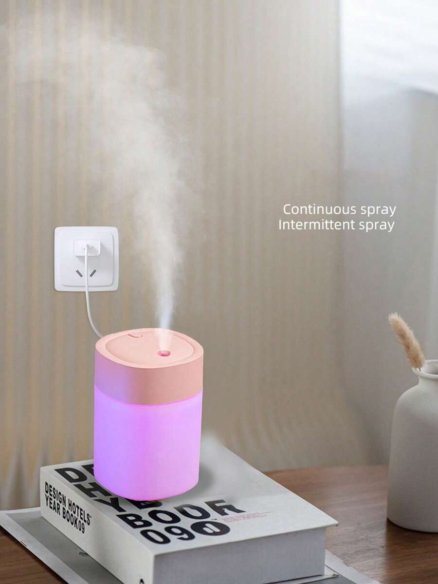 USB供电迷你加湿器，2瓦功率，200毫升容量，静音运行，带氛围灯，适用于卧室、书桌等小空间，个人加湿器，静音冷雾，适合家庭办公室使用，便携式设计