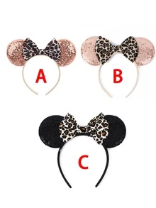 这款时尚豹纹米奇米妮耳朵发箍配有闪亮蝴蝶结，适合角色扮演、学生派对、化装舞会、角色扮演、主题公园等场合，是完美的礼物之选。这款米奇耳朵发箍男女皆宜，情侣佩戴也合适，是公主角色扮演、生日庆祝和圣诞派对的完美配饰。（颜色和款式随机发送） - 款式隨機 - 查看 8
