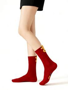 1/4 Pair Winter & New Year Red Celebratory Stepping On Ants Mid-Calf Versatile Socks - Multicolor - View 2