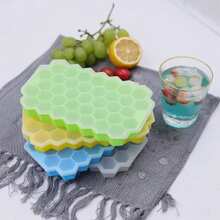 1个带盖硅胶蜂窝冰格，创意可堆叠37格冰格模具，易脱模制冰器 - 彩色 - 查看 4