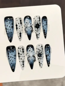 10 Stücke kurze Sarg-Handpressnägel für Party und Alltag, dunkelblaue Spritzlack-Dunkle-Wind-Spitzen-Rüstung, kurze Sarg-Nägel, einfach zu tragen, 10 Stücke Y2K Handpressnägel, geeignet für Mädchen und Frauen, Festivals, Partys und täglichen Gebrauch, Nagelbedarf - marineblau - Übersicht 8