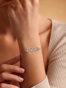 1PC Custom Personalized Birth Flower Bracelet, Customizable 2-4 Birthday Flowers, Elegant And Simple Bracelet, Women's Bracelet, Custom Bracelet, Women's Jewelry, Birth Flower Family Bracelet, Birth Month Bracelet, Flower Bracelet, Personalized Gift, Gift For Her On Anniversary Or Birthday, Valentine's Day Gift - Multicolor - View 16