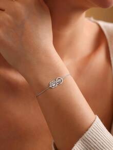 1PC Custom Personalized Birth Flower Bracelet, Customizable 2-4 Birthday Flowers, Elegant And Simple Bracelet, Women's Bracelet, Custom Bracelet, Women's Jewelry, Birth Flower Family Bracelet, Birth Month Bracelet, Flower Bracelet, Personalized Gift, Gift For Her On Anniversary Or Birthday, Valentine's Day Gift - Multicolor - View 11