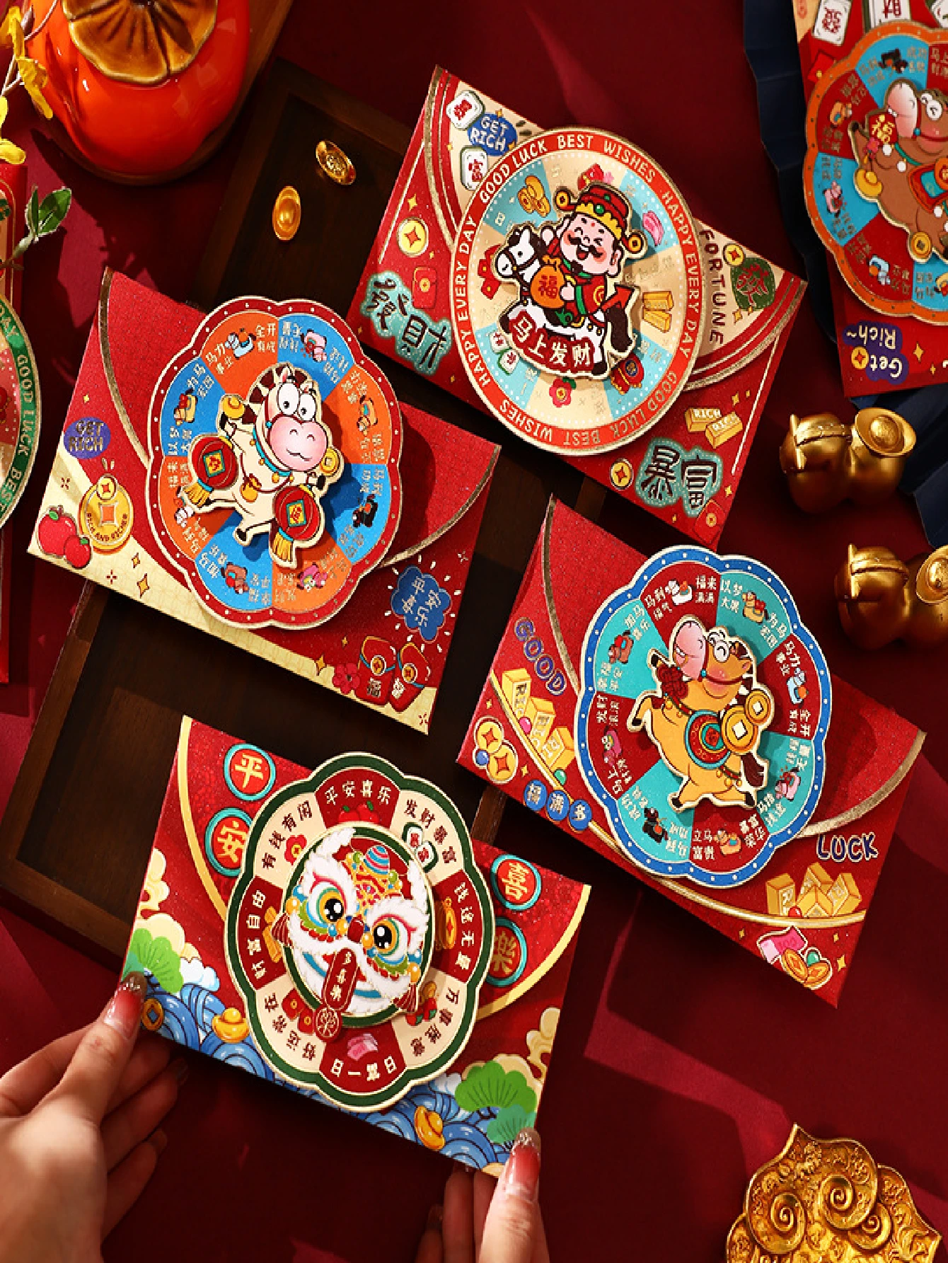2个2026新款旋转红包，财神创意高端红包袋，中国新年红包，马年生肖红包，海外华人红包，公司年终奖励红包，节日奖励，生日红包（款式随机） - 彩色 - 查看 1
