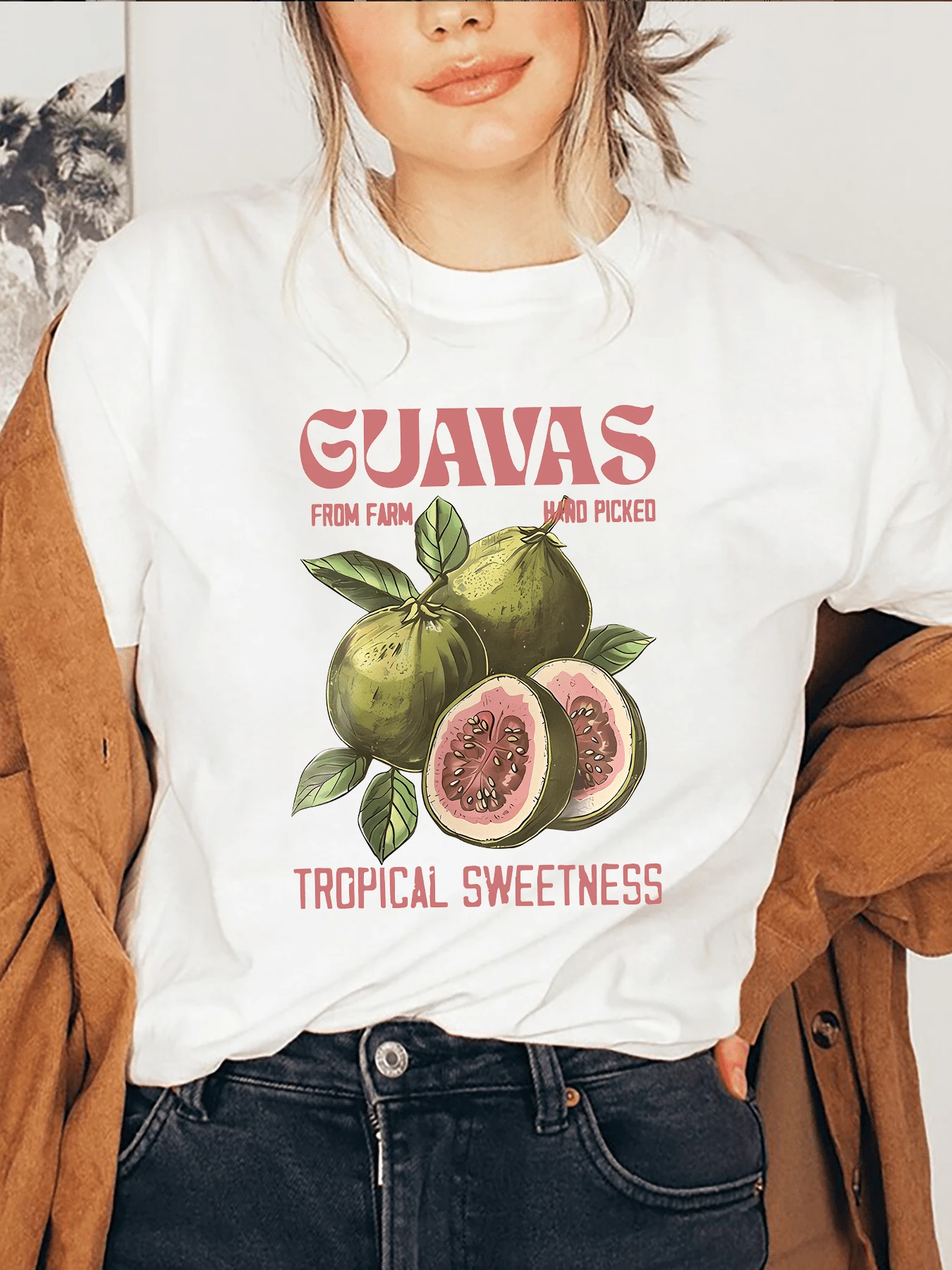 Casual Round Neck Short-Sleeved T-Shirt With Guava Pattern, Women's Summer Top. - 白色 - 查看 1