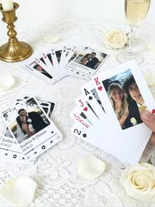 一套扑克牌(54张扑克牌+1盒),可个性化定制照片和文字——您可以打印自己的照片或设计,并添加自定义信息、姓名和日期,打造真正独一无二的专属风格。非常适合结婚纪念日、生日、毕业典礼、新生儿派对、订婚和其他特殊场合。 - 彩色 - 查看 11